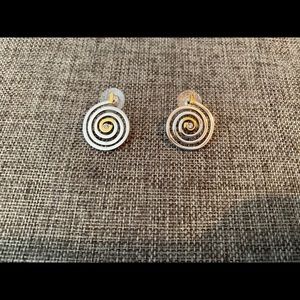 Silver swirl studs